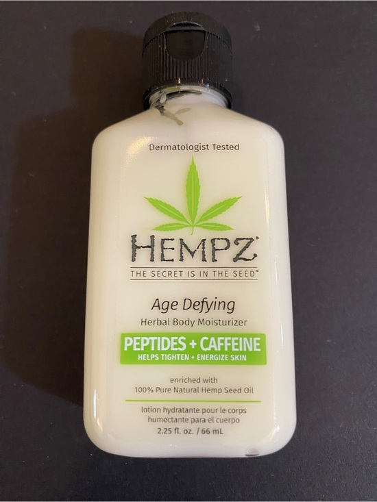 Hempz Other - Hempz Age Defying Herbal Body Moisturizer - White & Green NWOT